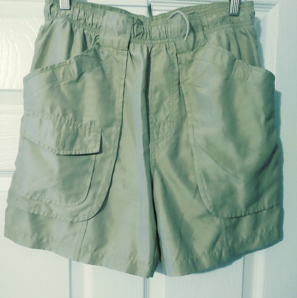 Sugar Reef Boat ⛵ & Swim Shorts 🎁🏊 Size M, A FABULOUS GIFTING ITEM.